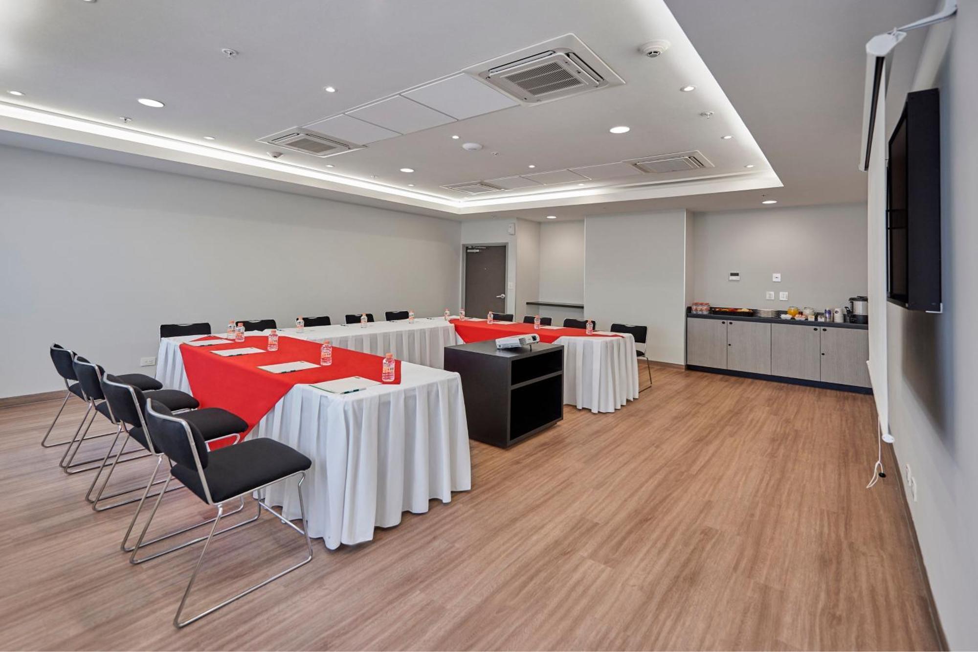 City Express Junior By Marriott Puebla Angelopolis Exterior photo